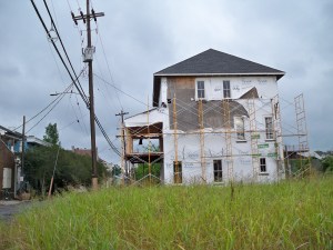 House at Thalia and Camp